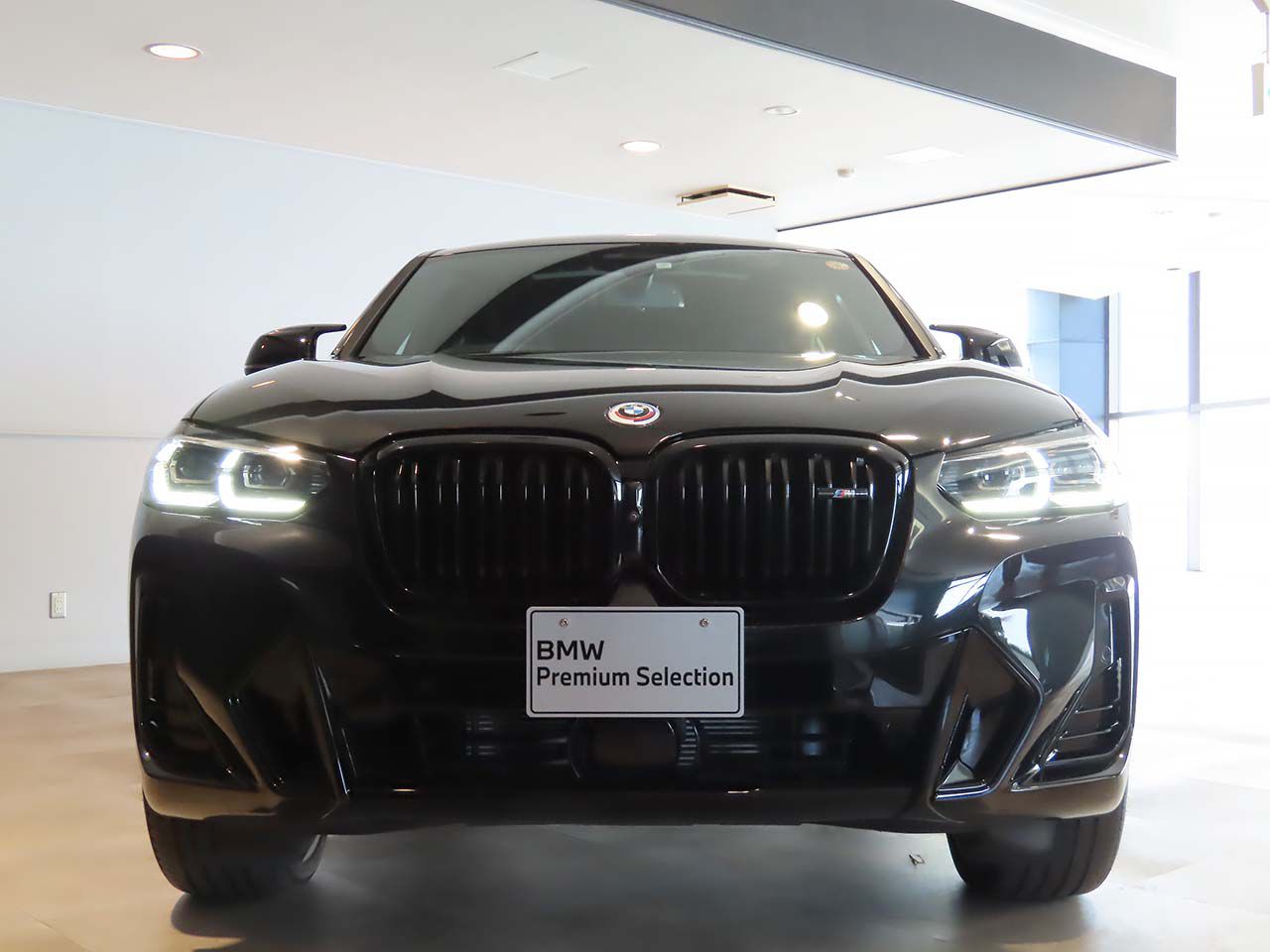 G02 X4 M40i RHD LCI