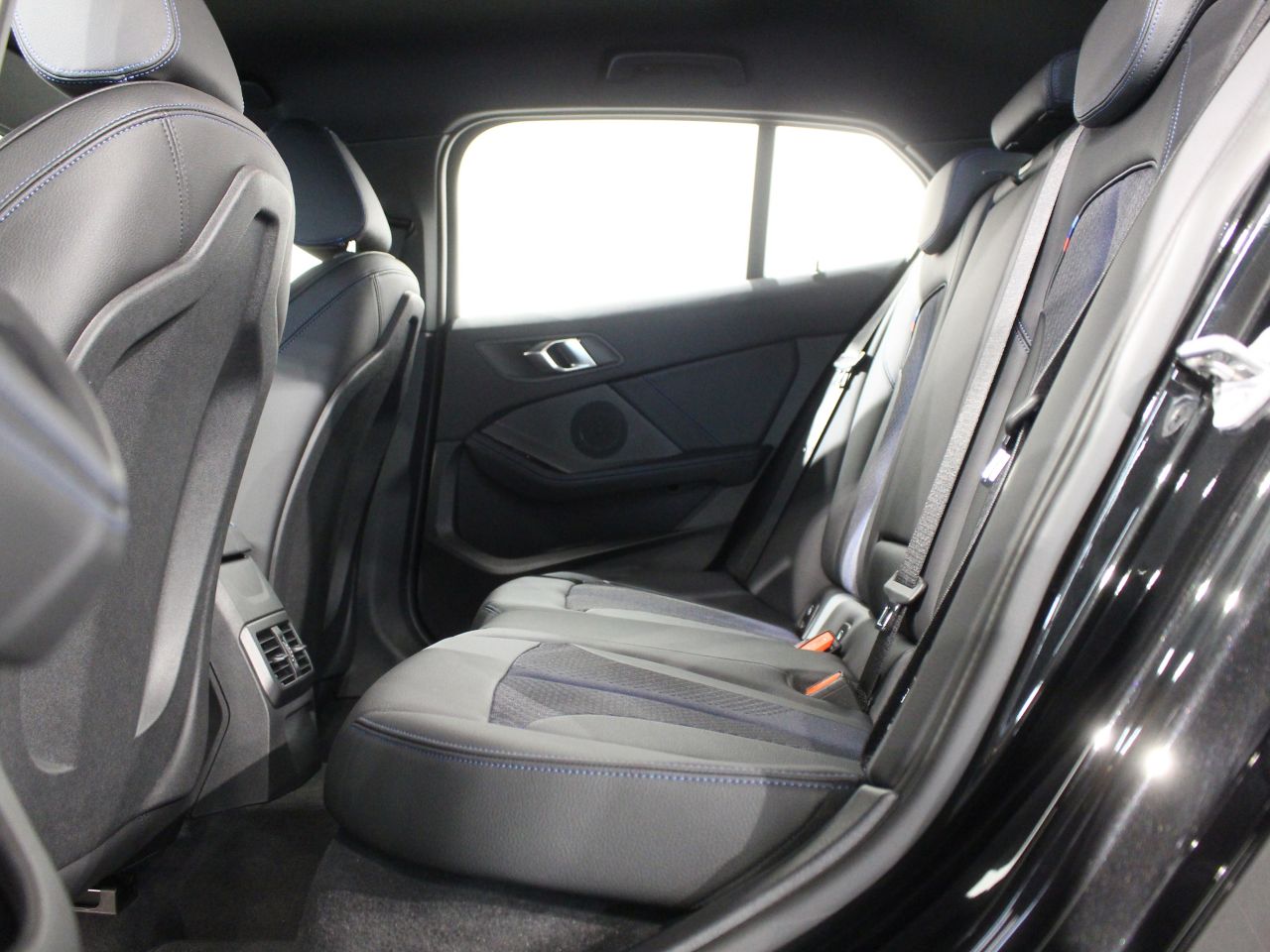 F40 118d Sports Hatch 5-door B47 2.0d