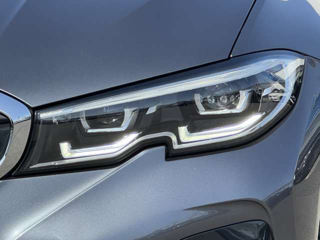 G20 320i Saloon RHD TU