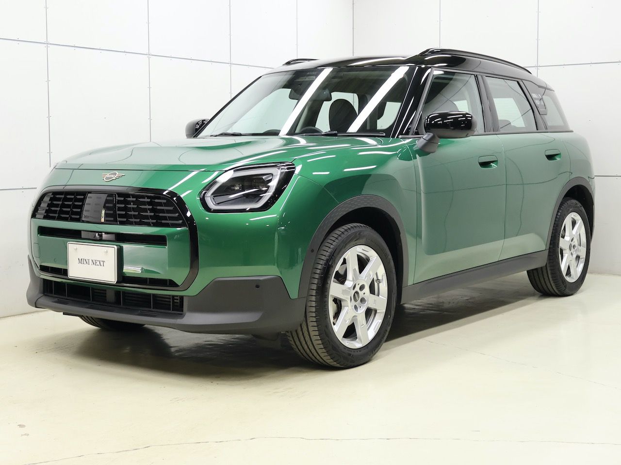 THE NEW MINI COUNTRYMAN C