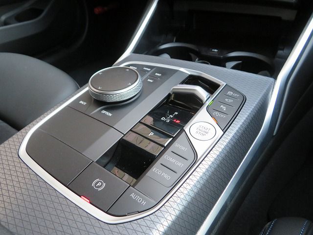 G20 320i Saloon LCI RHD MX
