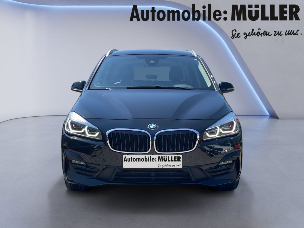 BMW 218