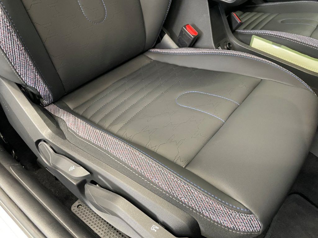 F66 MINI Cooper C 3Dr