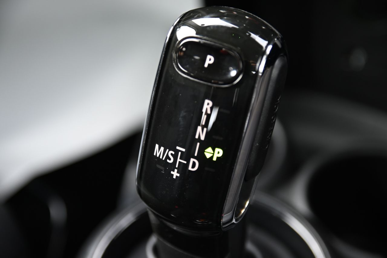 F55 MINI Cooper 5-Door Hatch LCI