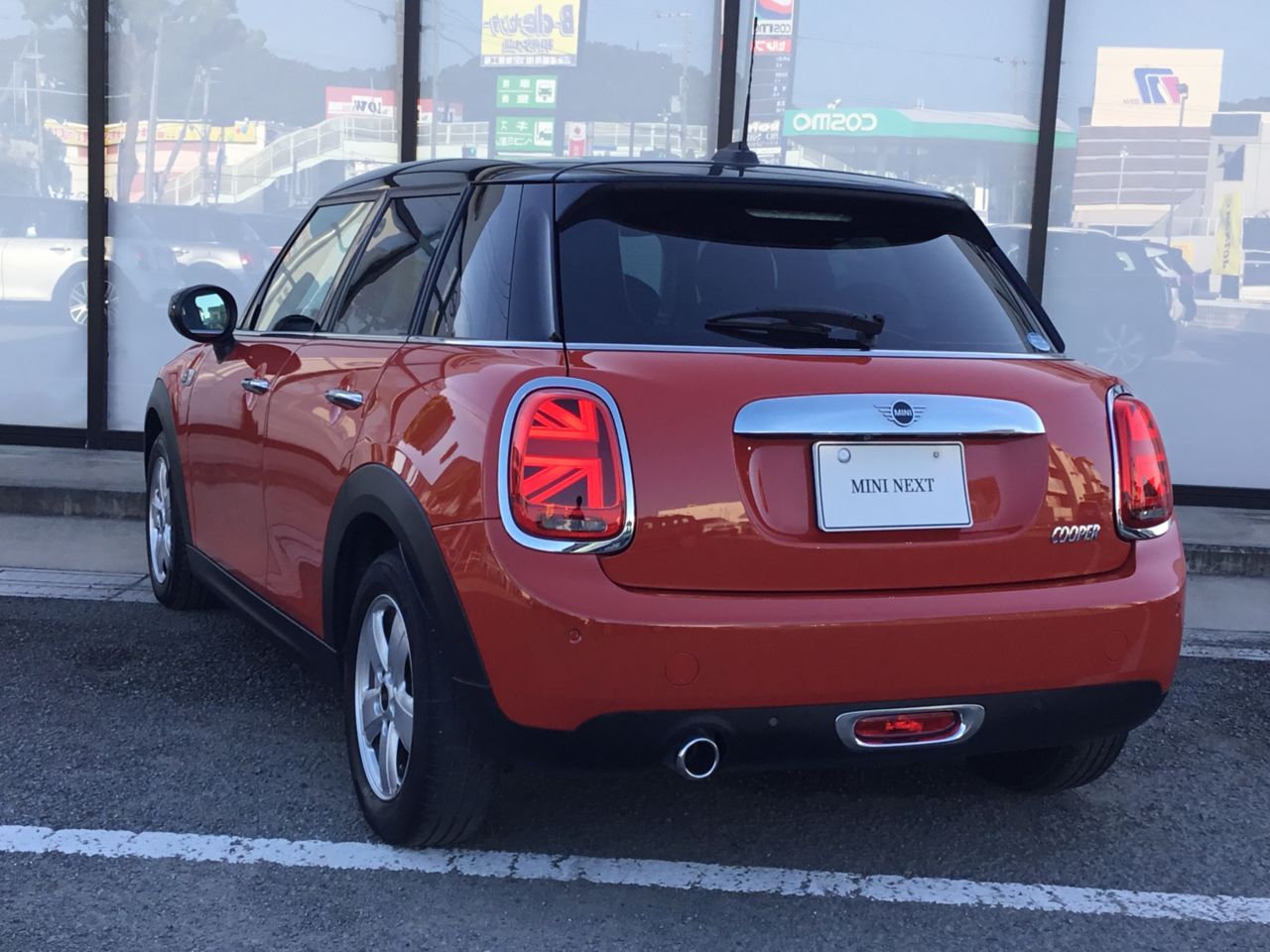 F55 MINI Cooper 5-Door Hatch LCI