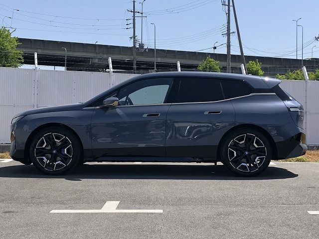 i20 iX xDrive40