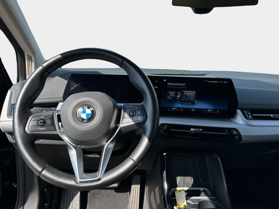BMW 218