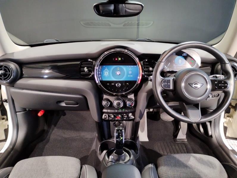 MINI One Hatch RHD F56