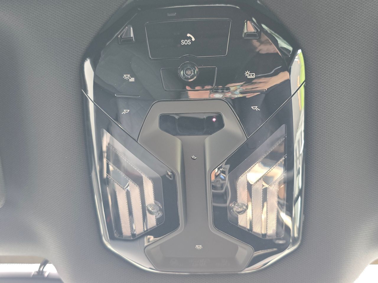 i20 iX xDrive40