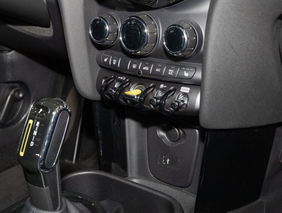 MINI Cooper SE