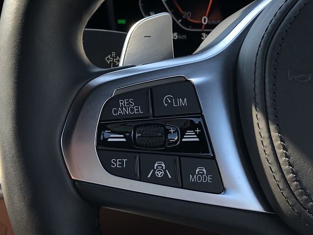 G21 320i RHD