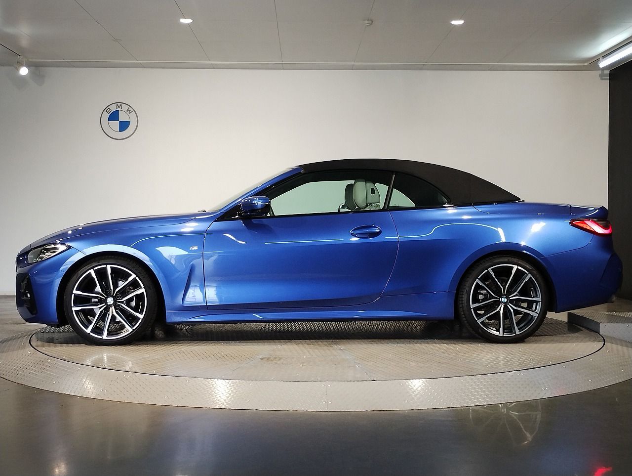 G23 420i Convertible RHD