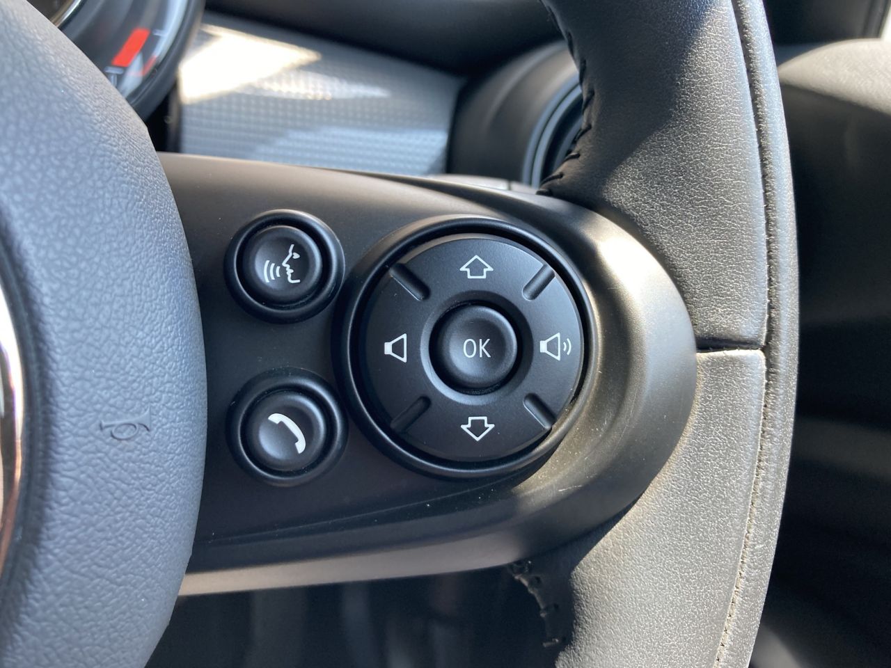 MINI F55 Cooper D 5dr Hatch LCI