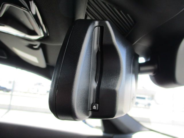 BMW i5 eDrive40 Sedan RHD