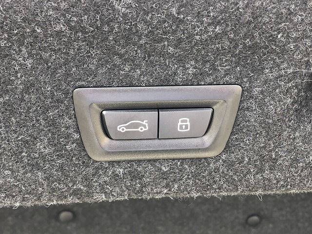 G82 M4 Competition M xDrive Coupe RHD