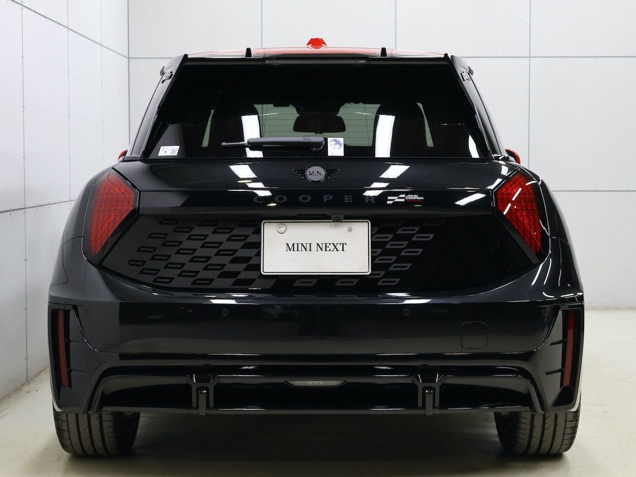 J01 MINI John Cooper Works Electric