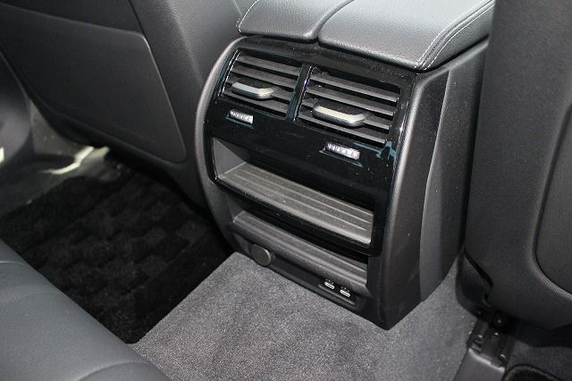 520i Sedan RHD