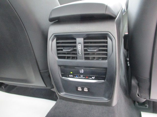 320d xDrive Berline RHD