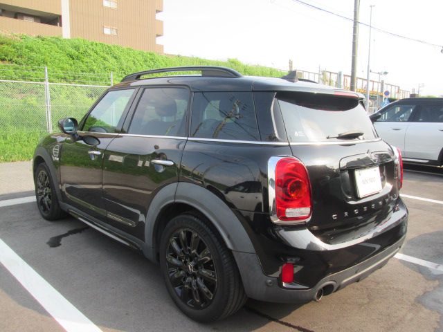 MINI CROSSOVER COOPER D