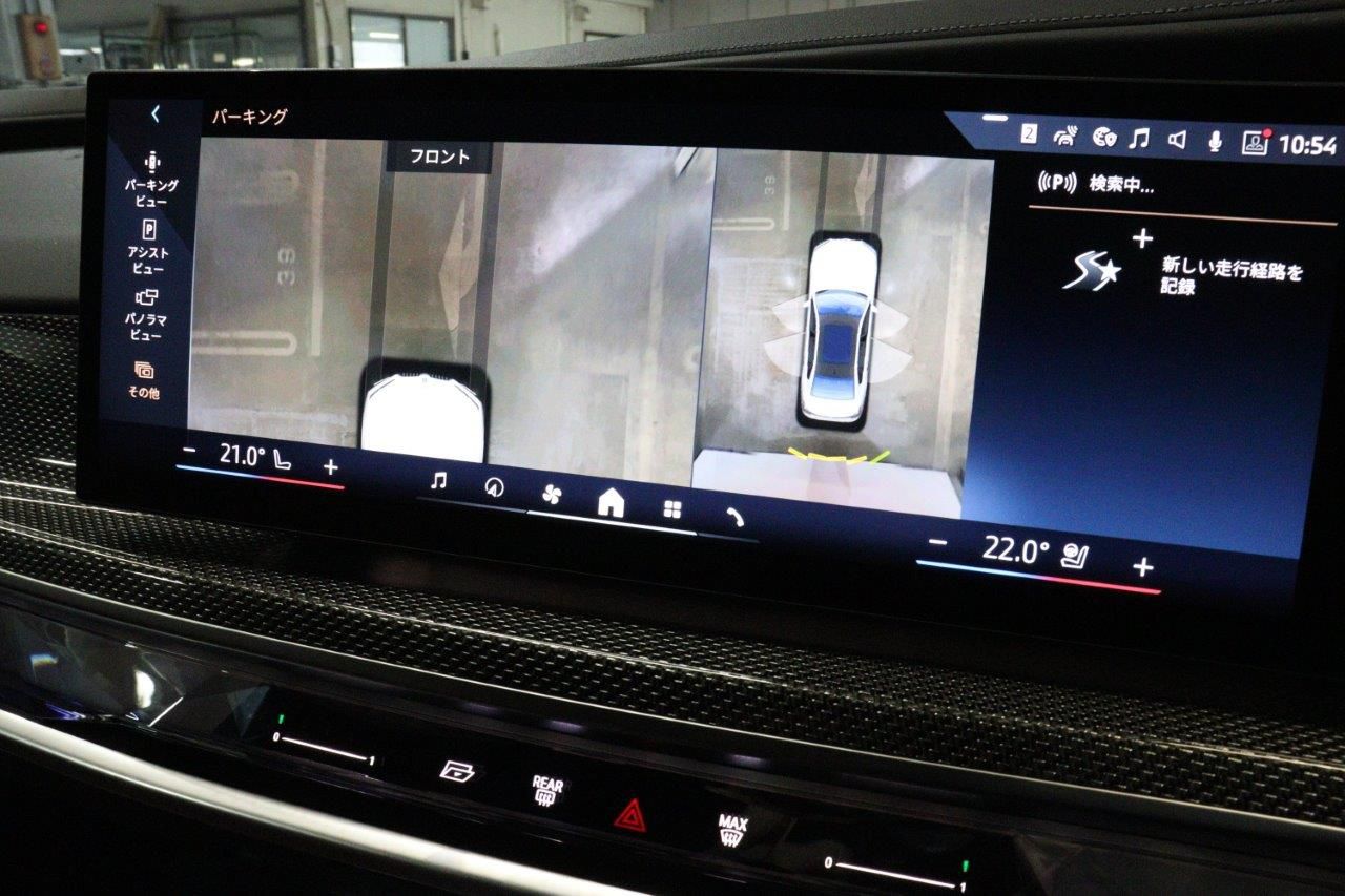 i7 xDrive60 Sedan RHD