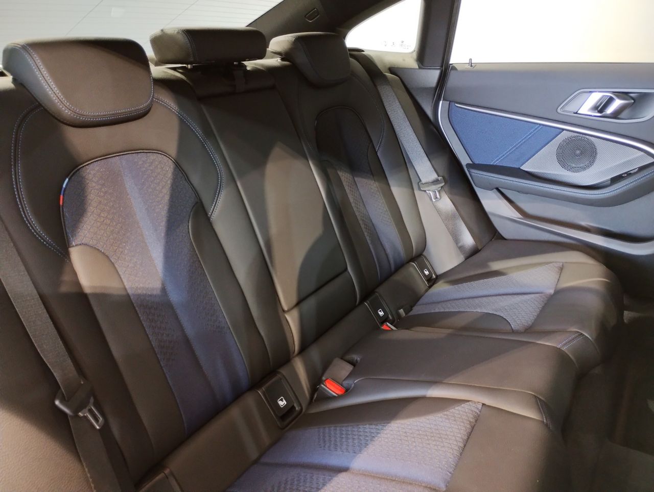 F4* **35i xDrive **** ***** B48 2.0i