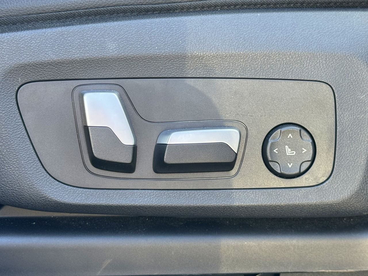 G01 X3 xDrive20d RHD ZA LCI