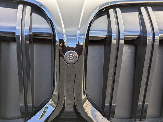 320d xDrive Berline RHD