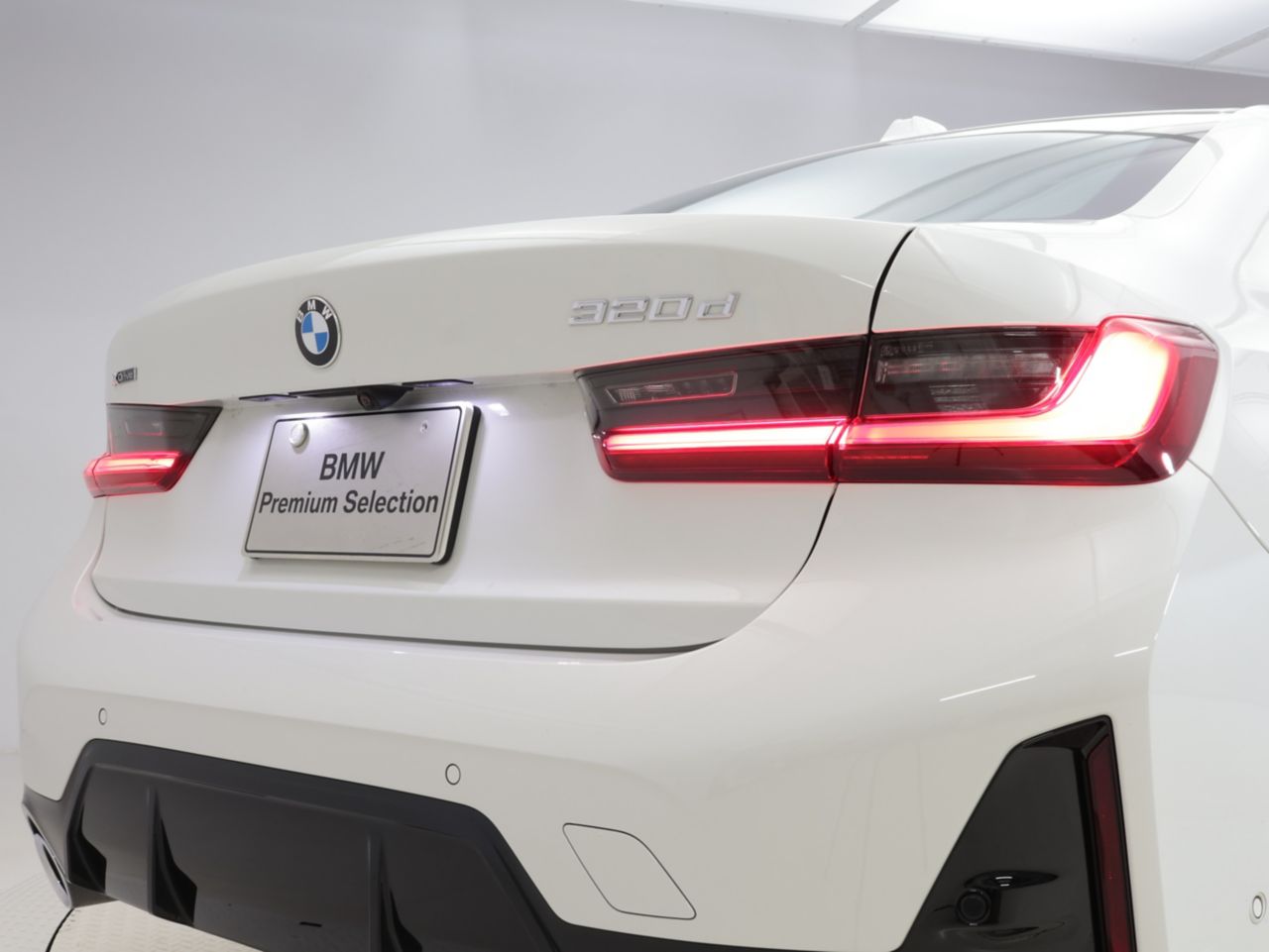 320d xDrive Berline RHD