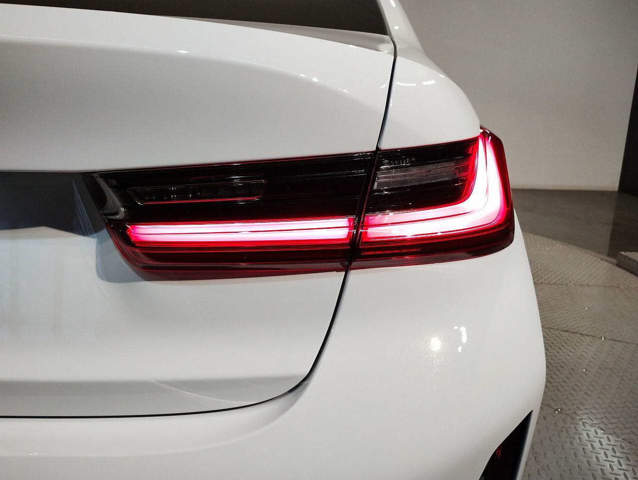 320d xDrive Berline RHD