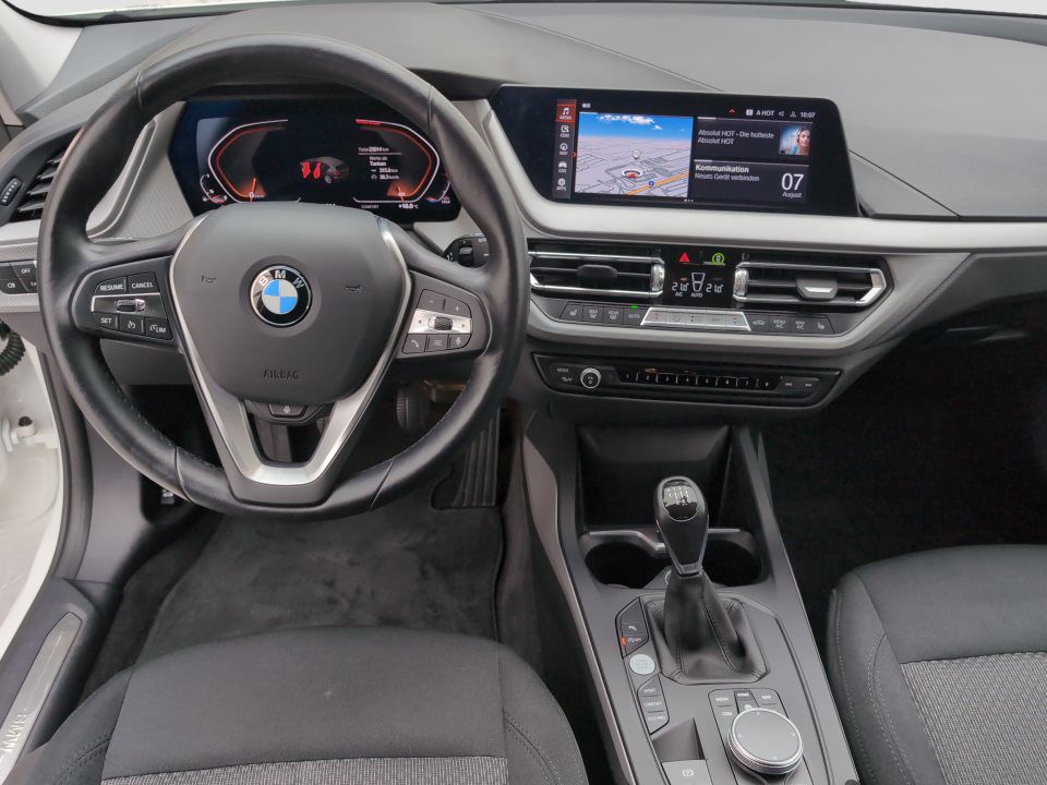 BMW 118