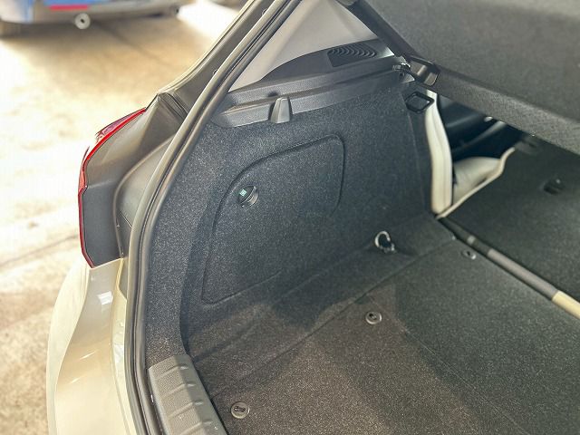 118 5DOOR RHD