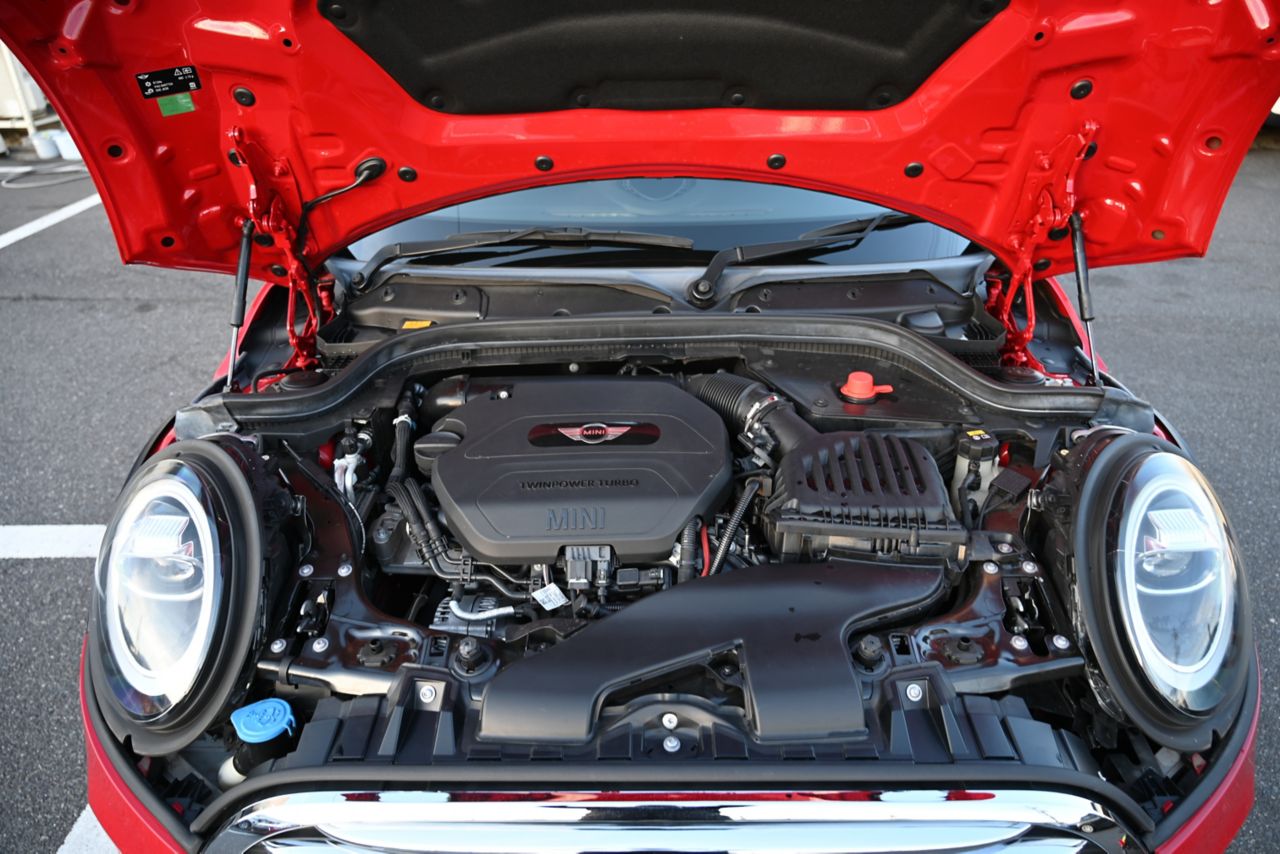 F55 COOPER D (AT)