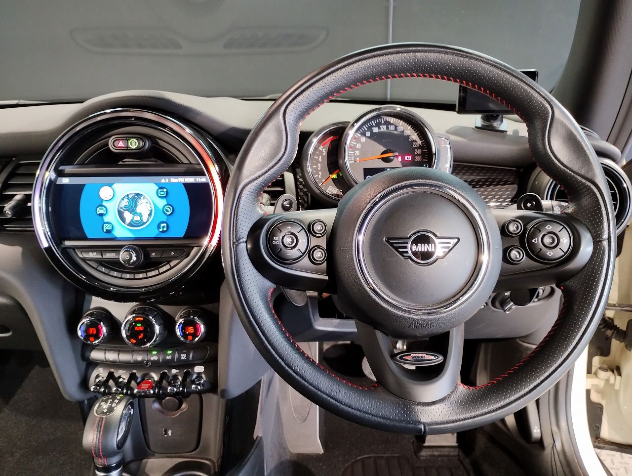 F56 COOPER S D(AT)