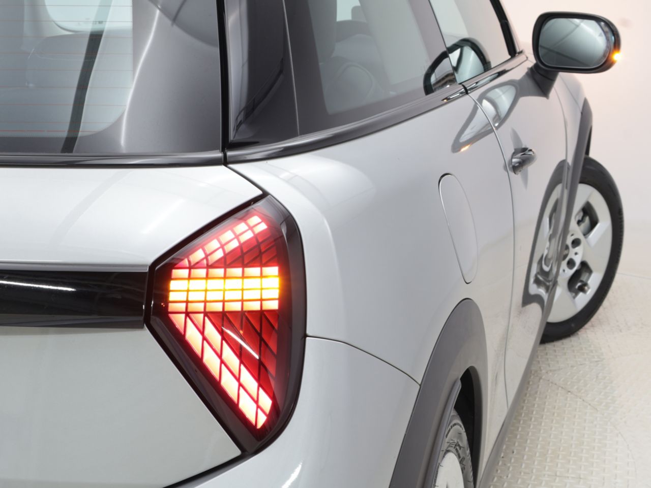 F66 MINI Cooper C 3Dr