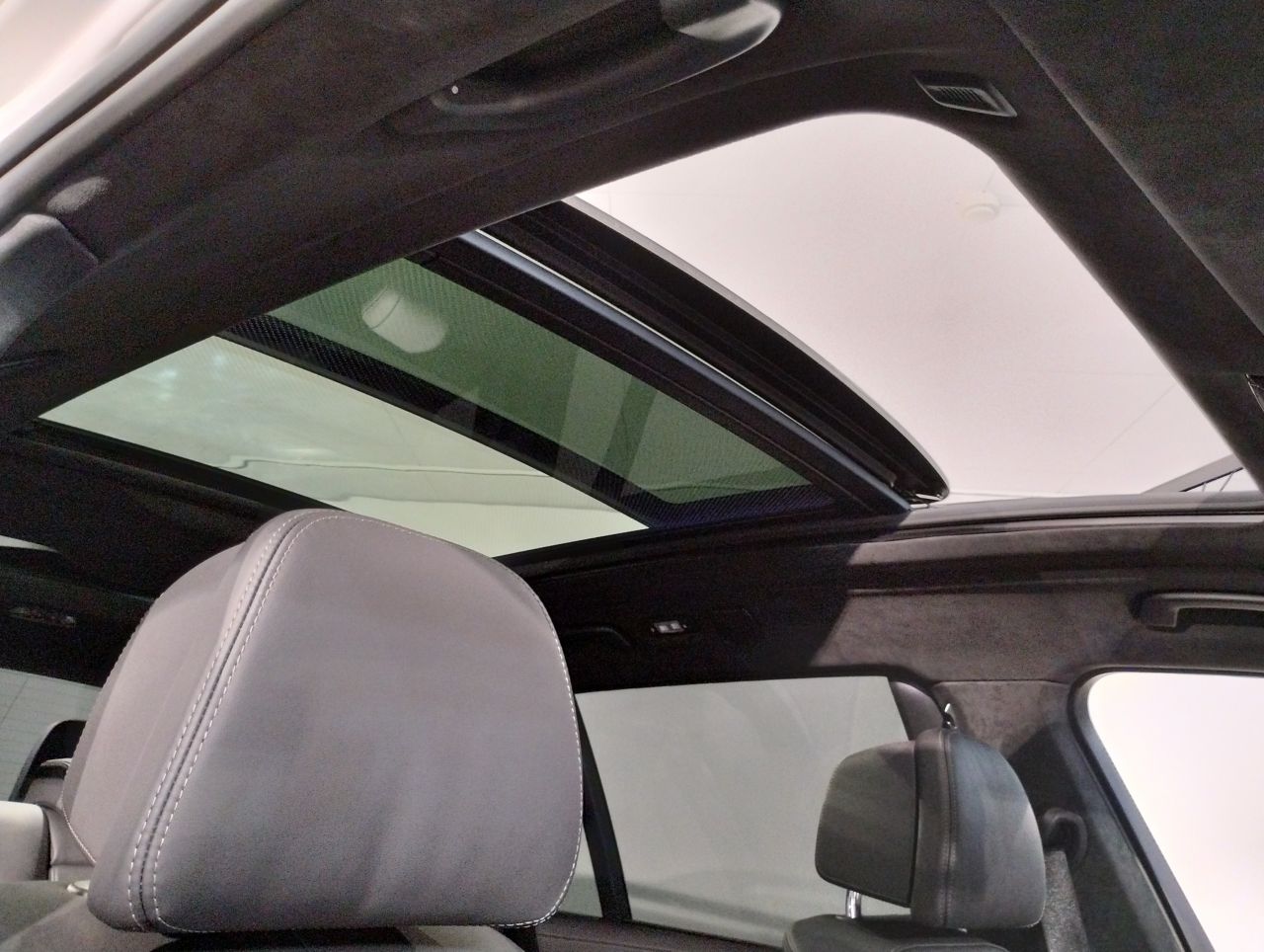 X7 xDrive40d RHD US