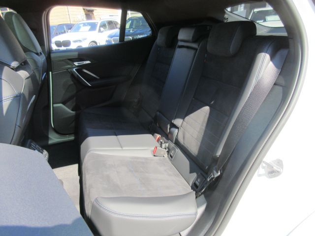 iX2 xDrive30 MSP