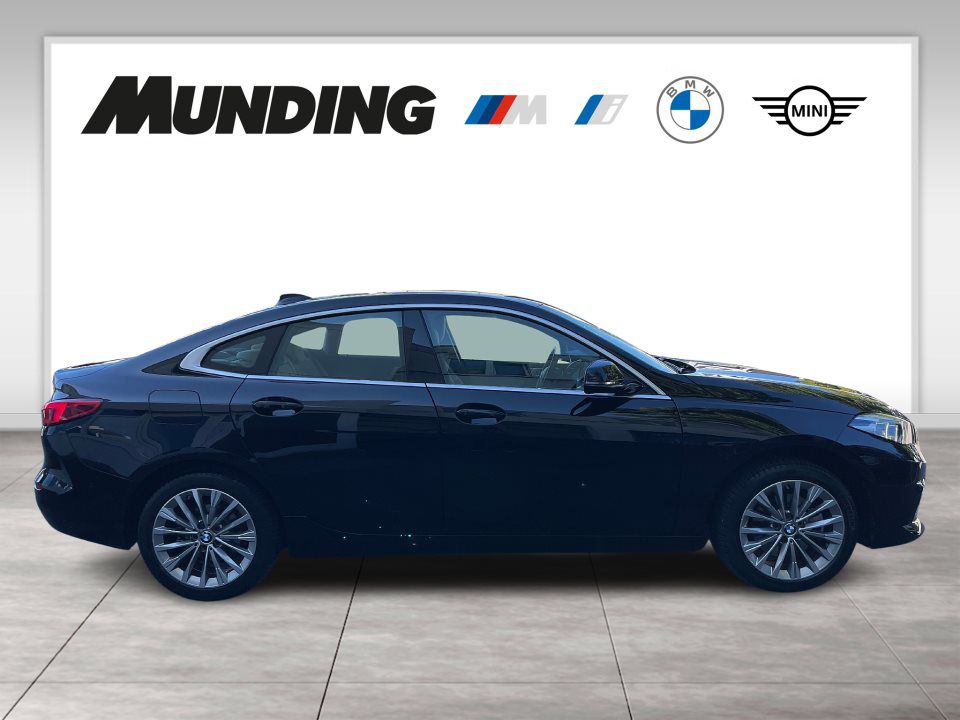 BMW 218