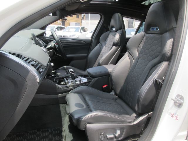 X4 M RHD