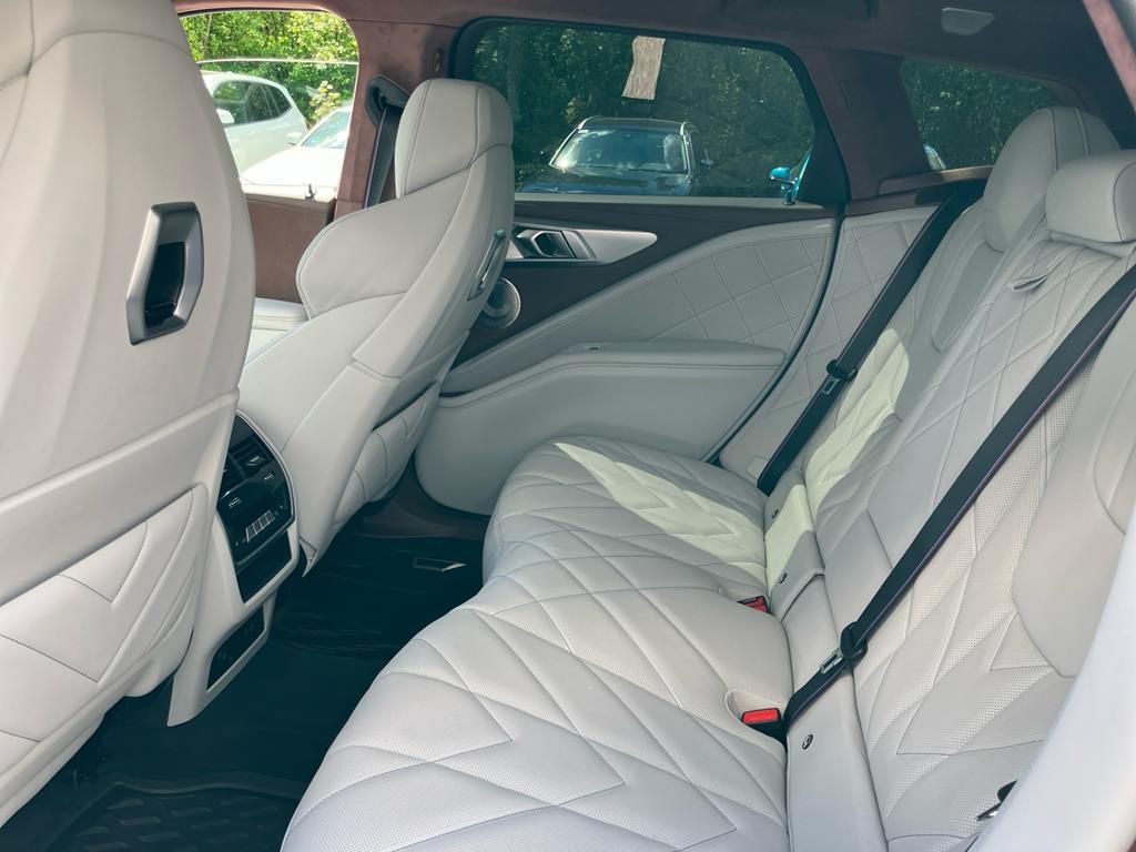 BMW XM