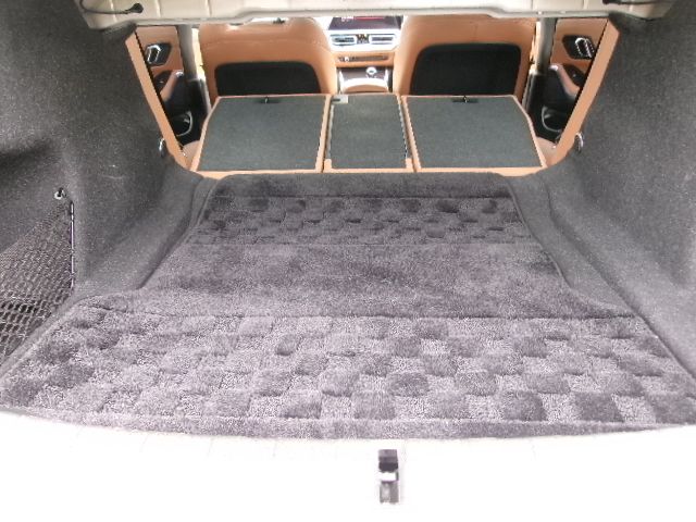 G20 320d xDrive RHD Saloon