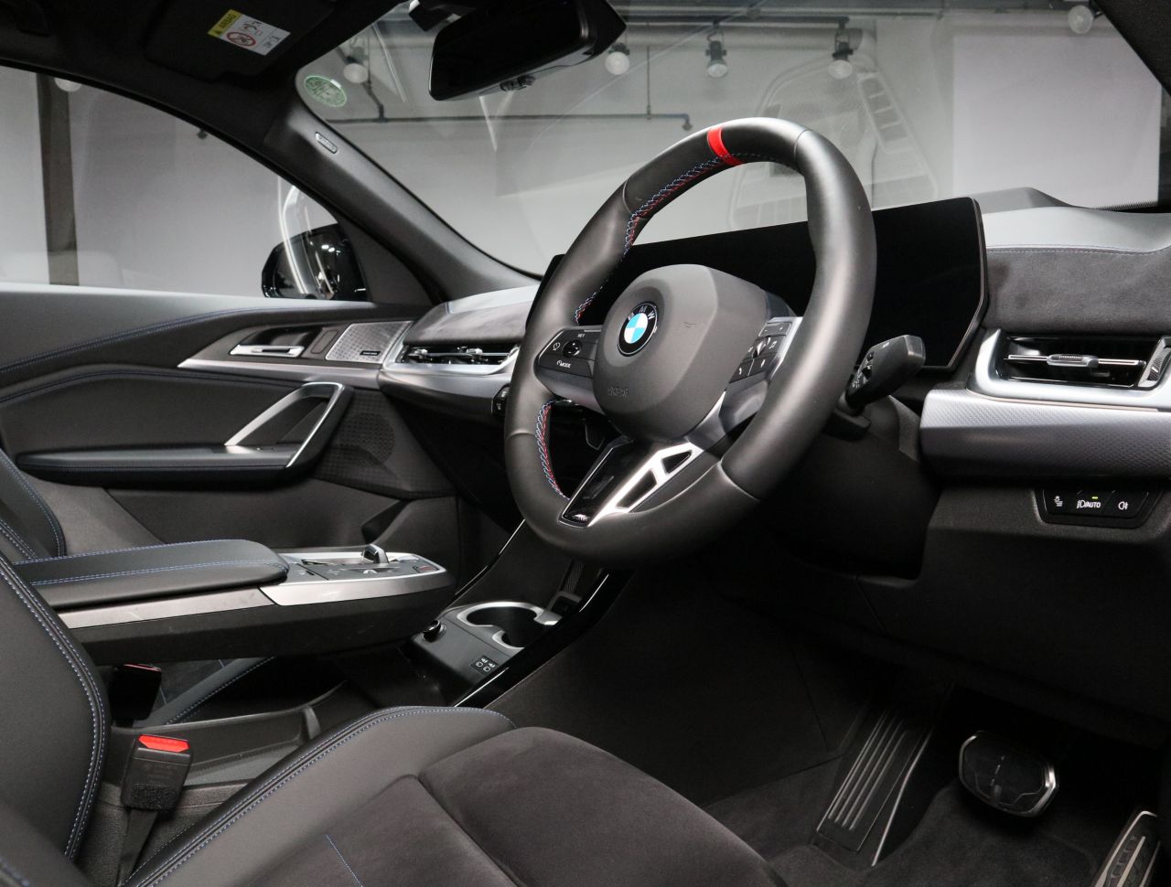 X2 M35i xDrive RHD