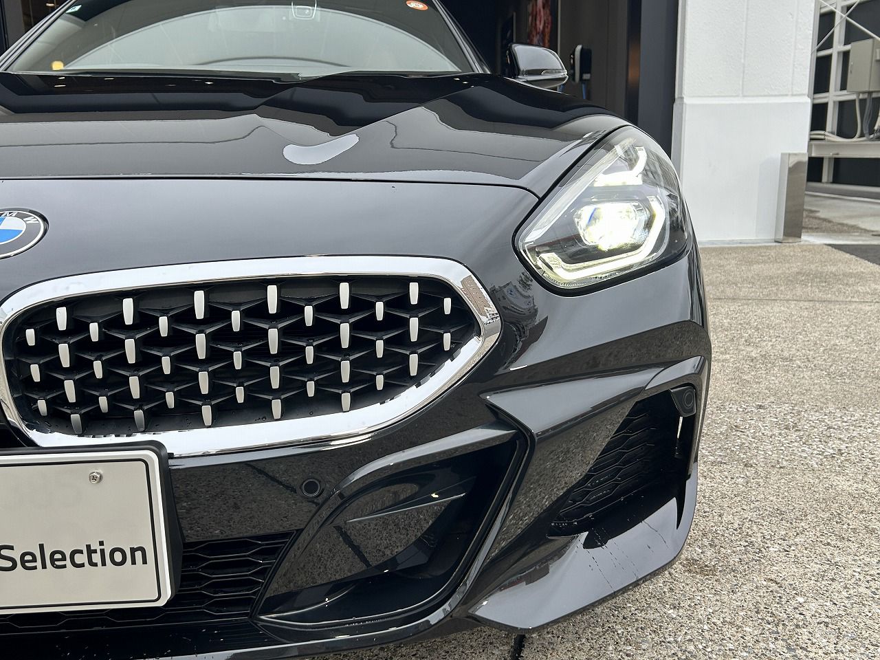 G29 z4 sDrive20i RHD