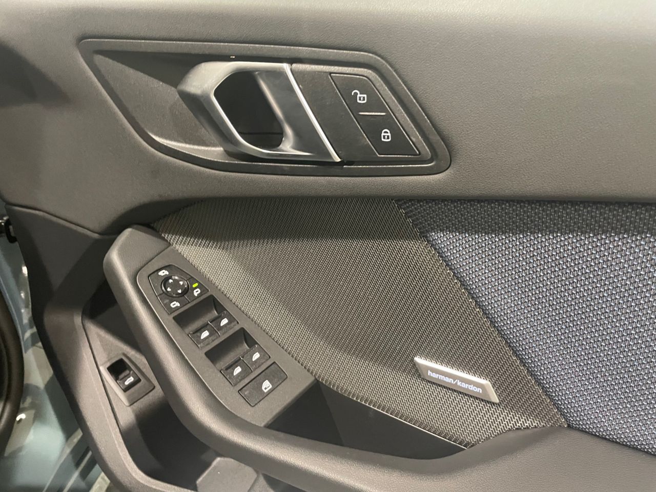 120 Sport Sports Hatch