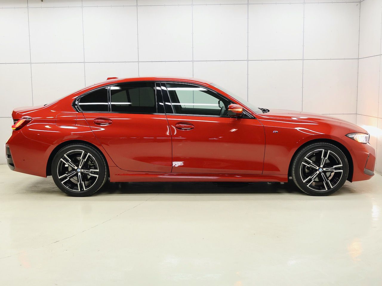 320d xDrive Berline RHD