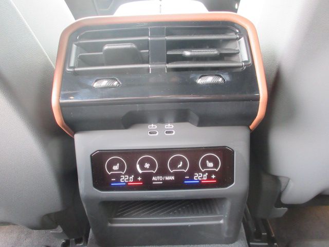 BMW i5 eDrive40 M Sport RHD