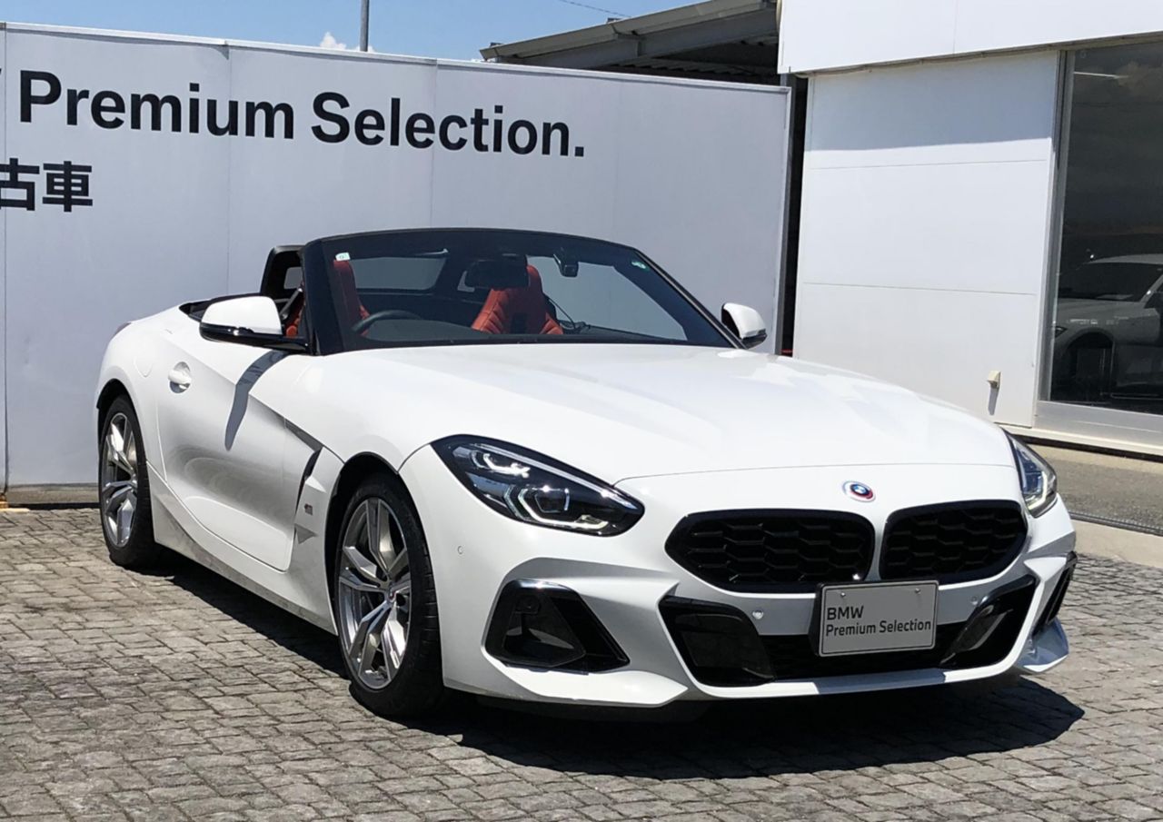 G29 z4 sDrive20i RHD