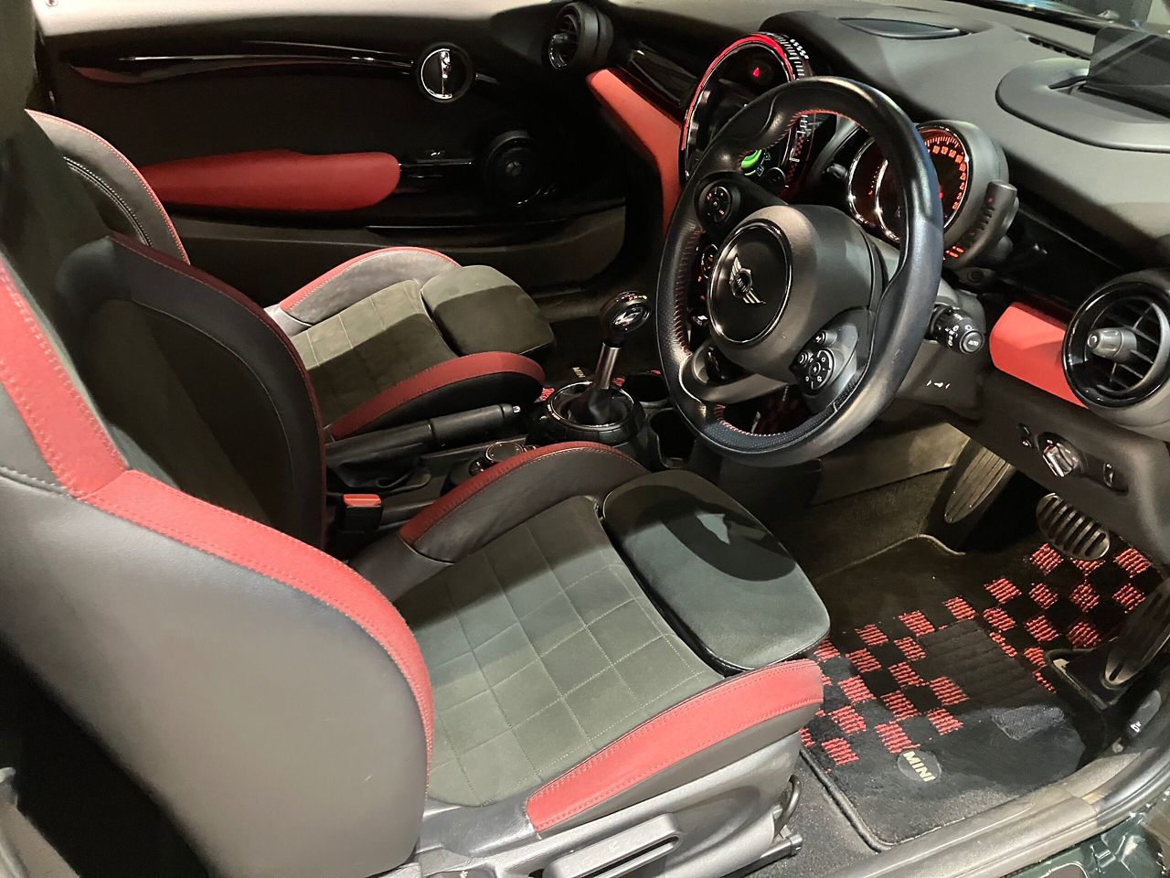 F56 MINI JOHN COOPER WORKS