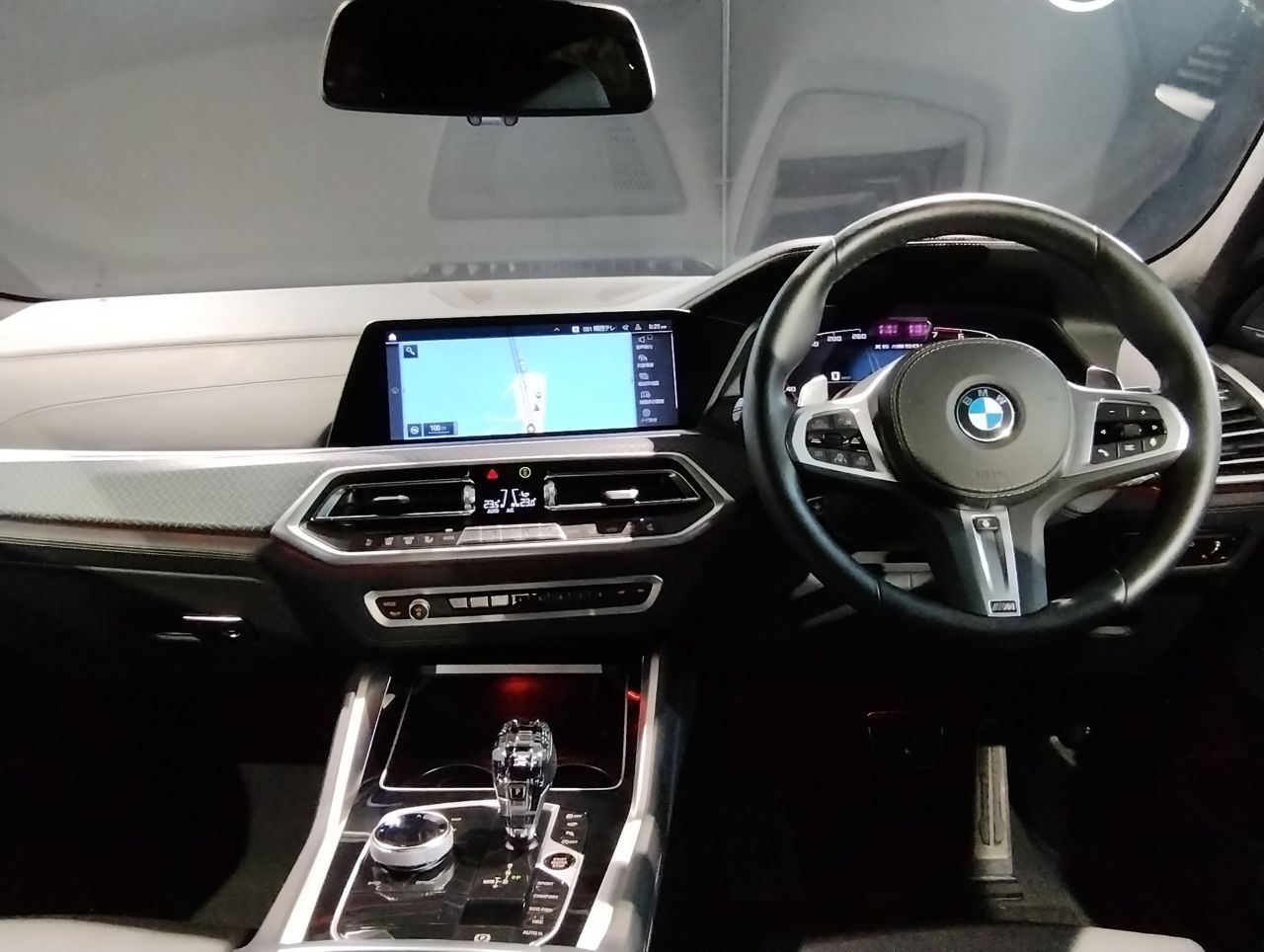 X* M50i RHD
