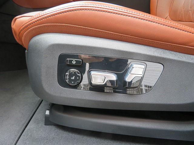 X6 xDrive30d M Sport RHD