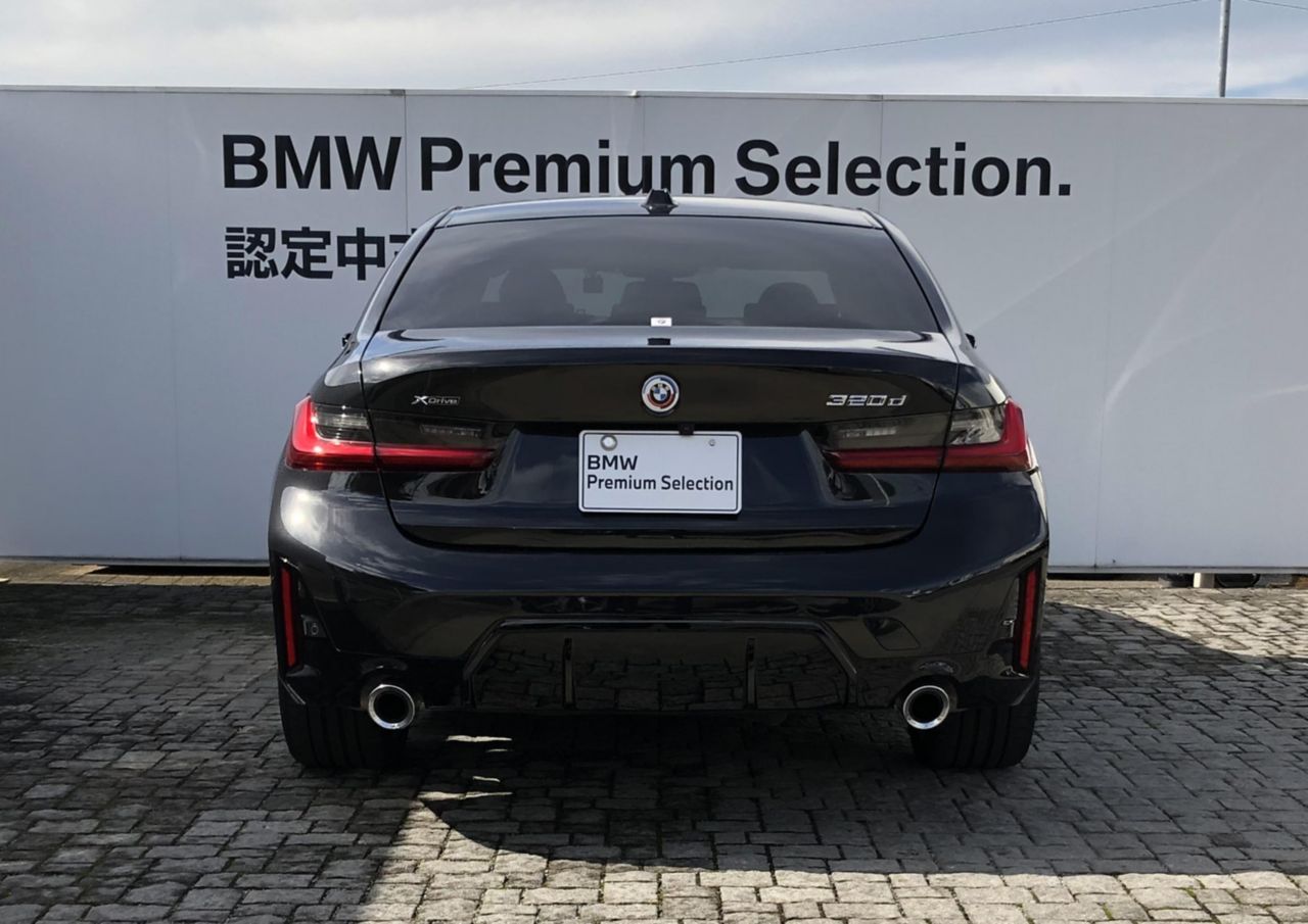 320d xDrive Berline RHD